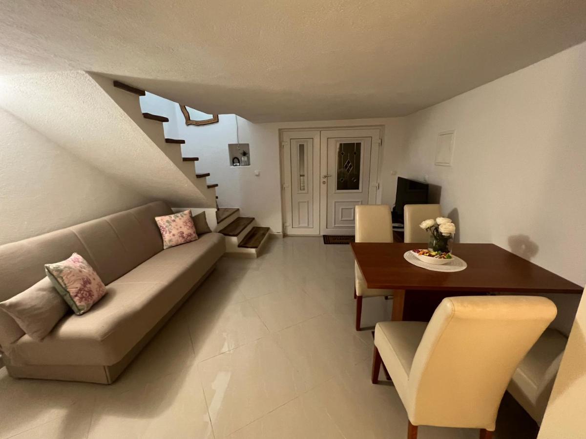 Apartment Katalin Kornić 外观 照片