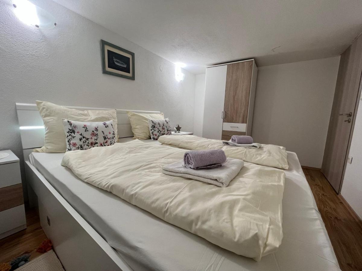 Apartment Katalin Kornić 外观 照片