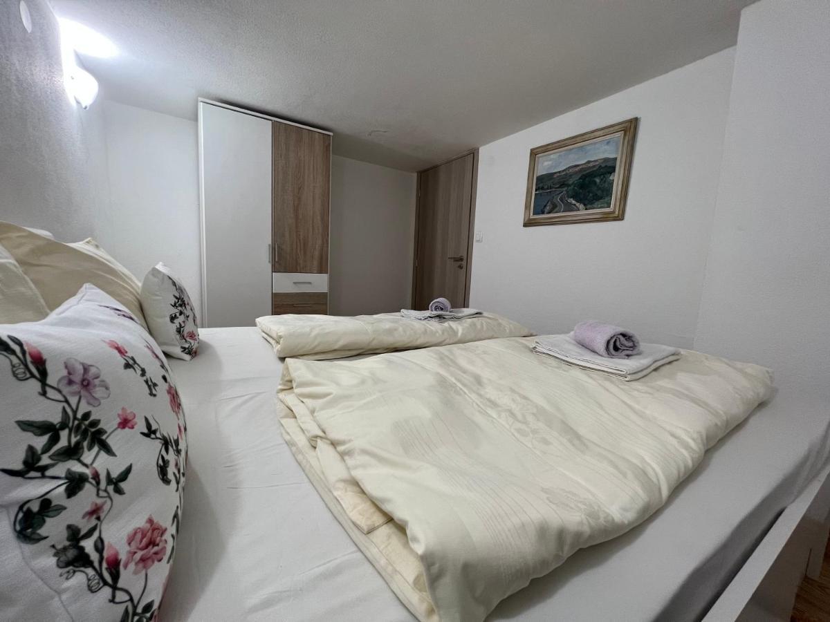 Apartment Katalin Kornić 外观 照片
