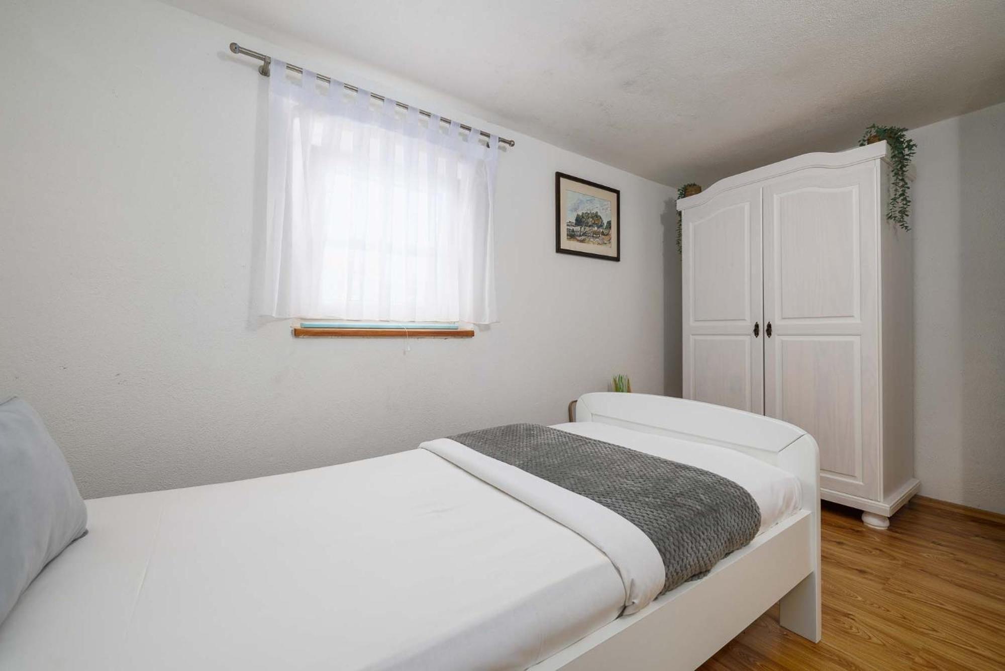 Apartment Katalin Kornić 外观 照片